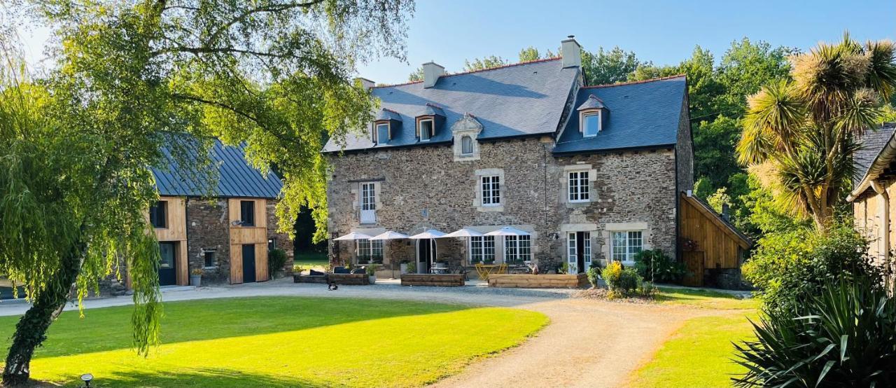 Le Manoir Des Haies Spa Les Champs-Géraux Exteriör bild