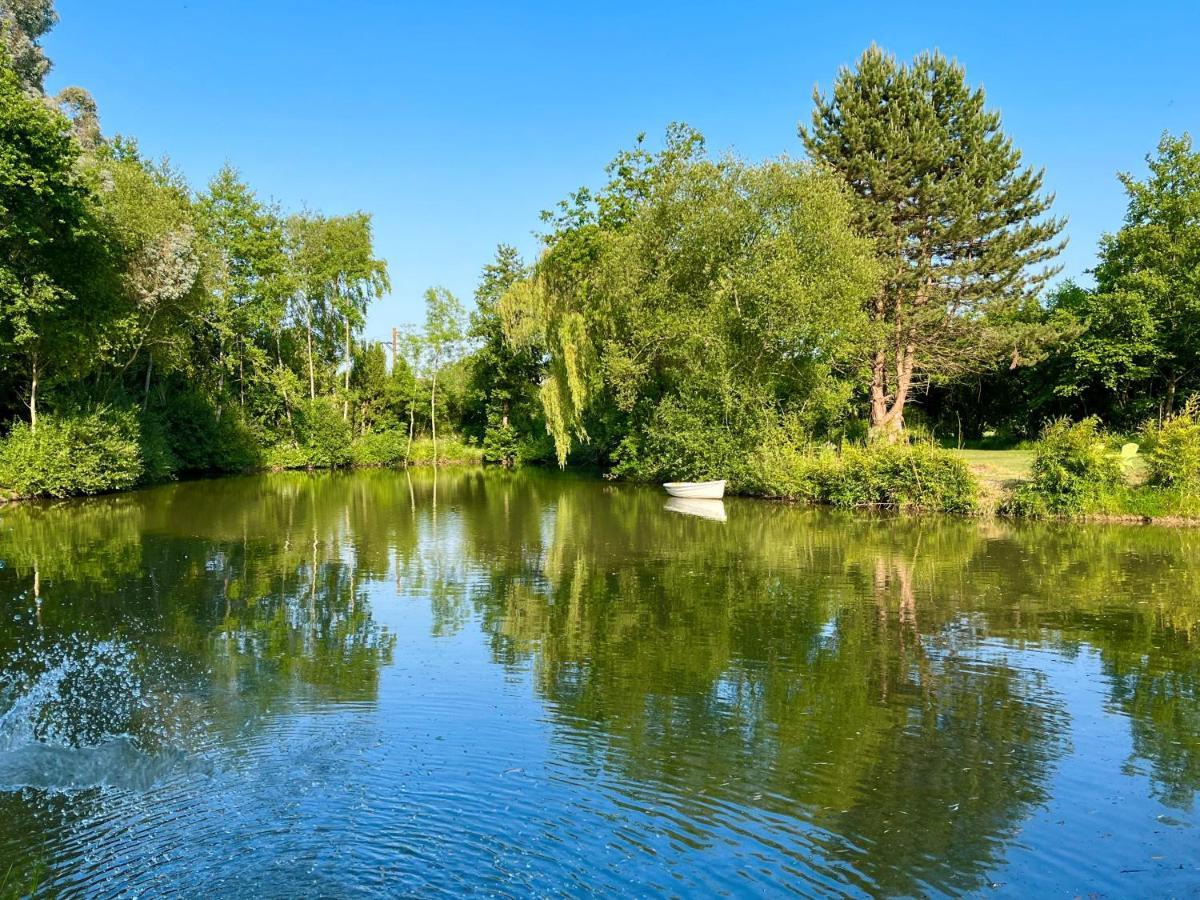 Le Manoir Des Haies Spa Les Champs-Géraux Exteriör bild
