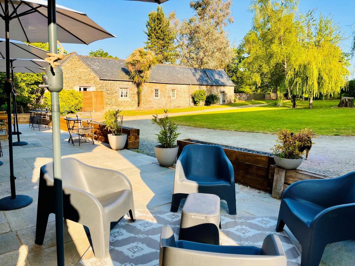 Le Manoir Des Haies Spa Les Champs-Géraux Exteriör bild